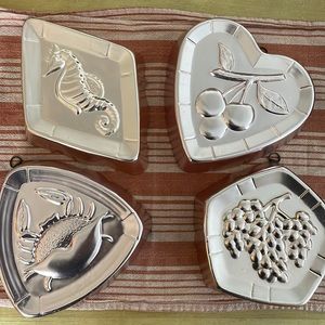 Vintage WestBend Molds/Set of 4